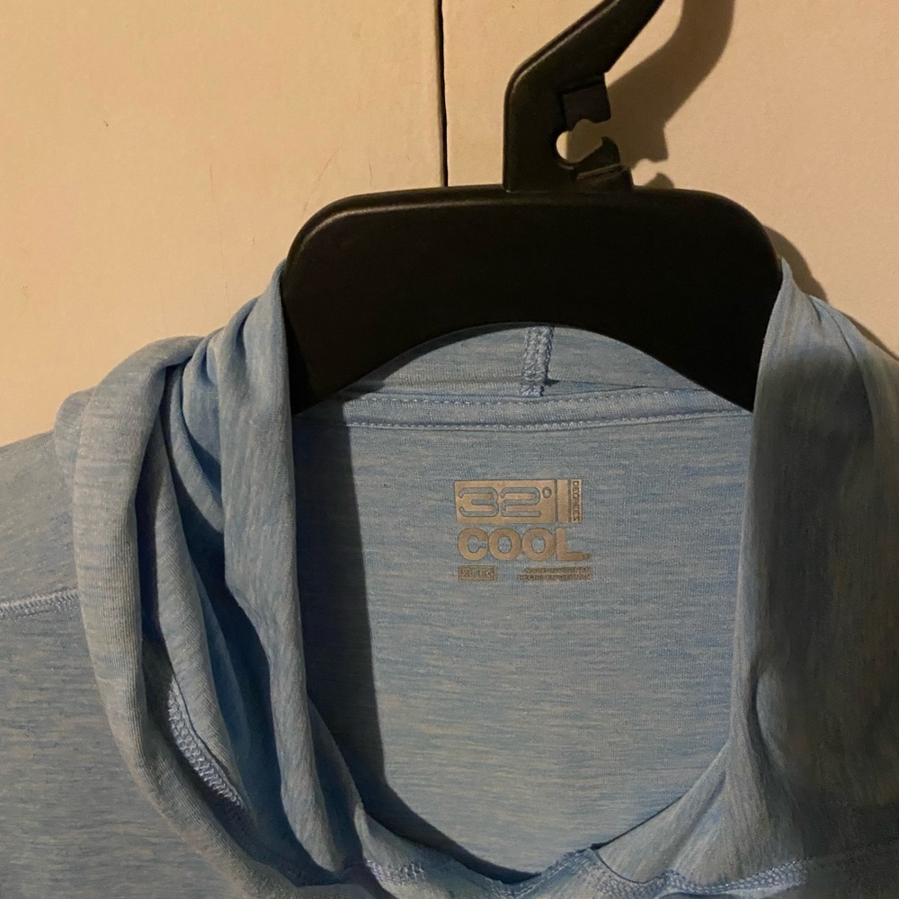 32 Degrees Sky Blue Pullover